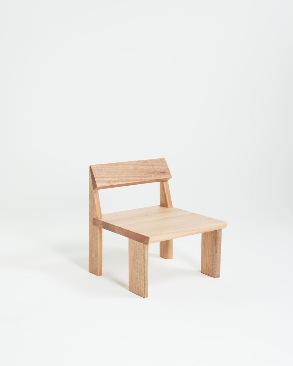 CHAIR 22
