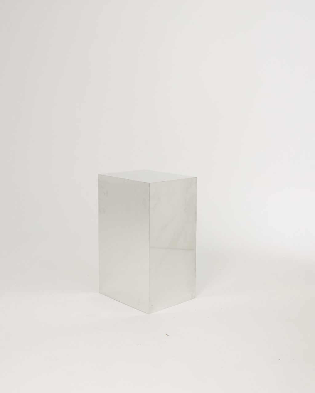 PLINTHS & CUBES 20