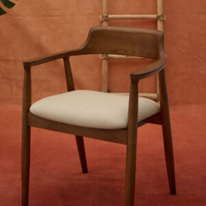 CHAIR 4